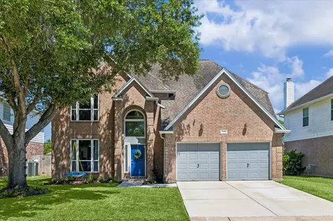 1418 Summer Forest Dr, Sugar Land, TX 77479