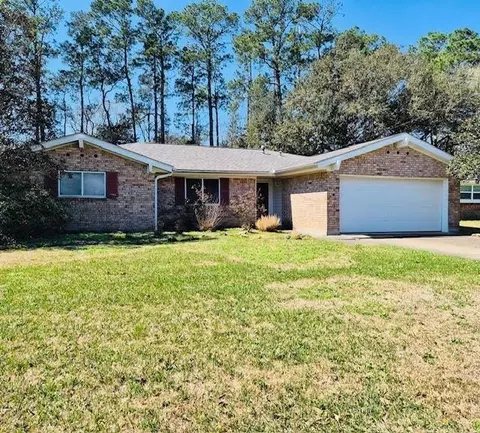 4421 Memorial Dr, Orange, TX 77632