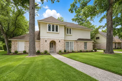 11711 Gardenglen Dr, Houston, TX 77070
