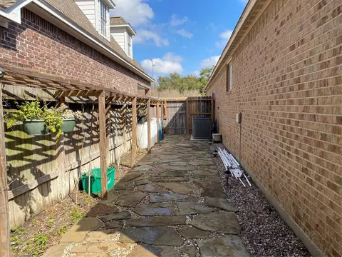 Exterior - 16007 Conners Ace Dr, Spring, TX 77379 photo 7 of 12