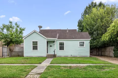 6942 Moss Rose St, Houston, TX 77087