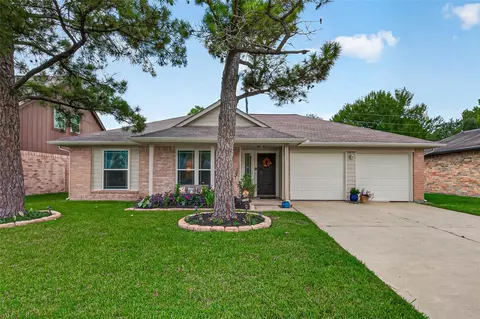 2123 Collingsfield Dr, Sugar Land, TX 77478
