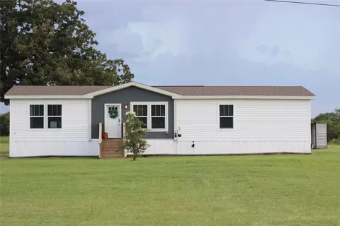 5330 Highway 75 S, Madisonville, TX 77864