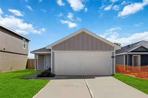 11957 Mulberry Vine Ln, Houston, TX 77048