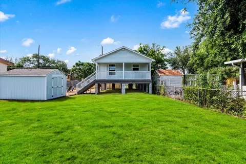 5423 Avenue R, Galveston, TX 77551