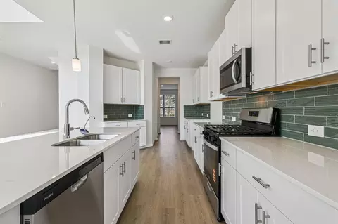 Kitchen - 2135 Rawls Ranch Dr, Conroe, TX 77301 photo 3 of 3