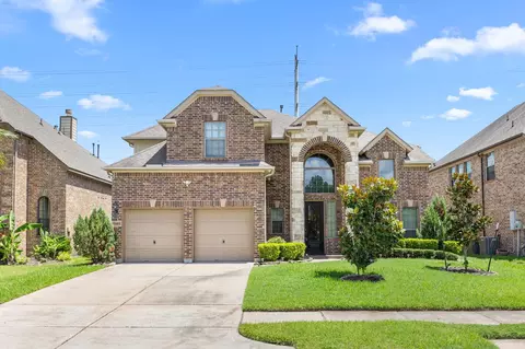 13403 Sunset Bay Ln, Pearland, TX 77584