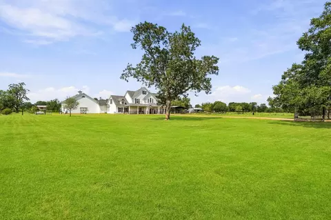 Exterior - 3103 Brundrett Rd, Wallis, TX 77485 photo 10 of 10