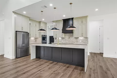 Kitchen - 15028 Tybee Ln, Conroe, TX 77306 photo 2 of 3