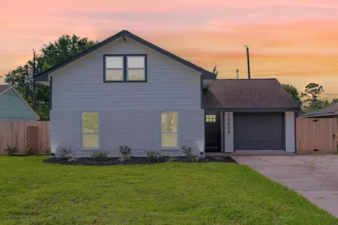 10406 Broadstairs St, Houston, TX 77013