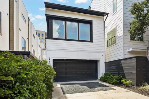 2704 Baldwin St, Houston, TX 77006
