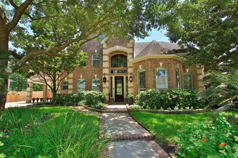 17331 Fairgrove Park Dr, Houston, TX 77095