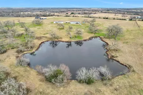 6087 Fm 3060, Midway, TX 75852