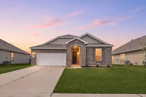 6015 Osprey Dr, Rosenberg, TX 77469