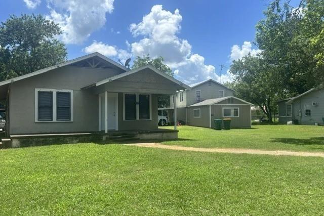 927 937 N Franklin St, La Grange, TX 78945