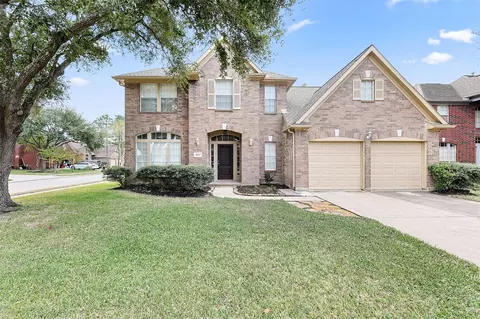 11022 Collingswood Dr, La Porte, TX 77571