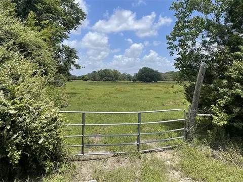 0 Cr-392, Alvin, TX 77511