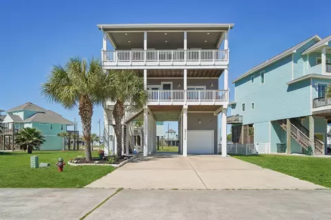 25114 Sausalito Dr, Galveston, TX 77554