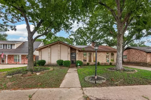 9854 Sagebark Dr, Houston, TX 77089