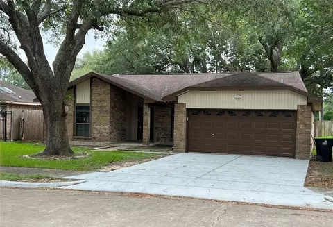 2 Abalone St, Bay City, TX 77414
