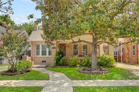 5221 Mulford St, Houston, TX 77023