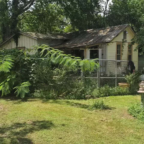 502 Elwood Ave, Cleveland, TX 77327