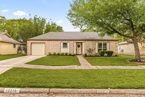 12219 Wessex Dr, Houston, TX 77089