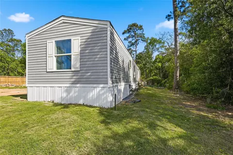 Exterior - 18217 Trails End Rd, Conroe, TX 77385 photo 3 of 3