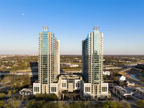5925 Almeda Rd #11901, Houston, TX 77004