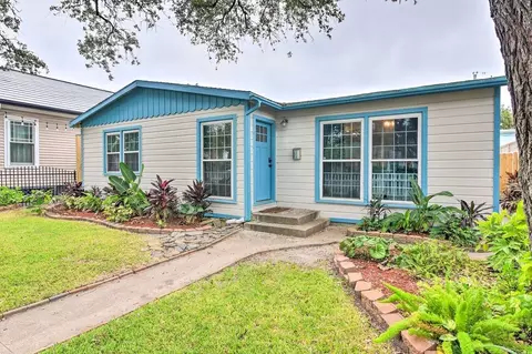 3917 Avenue P 12, Galveston, TX 77550