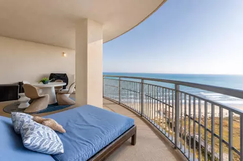 801 E Beach Dr #BC1910, Galveston, TX 77550