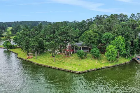 425 Old Fm 224, Coldspring, TX 77331