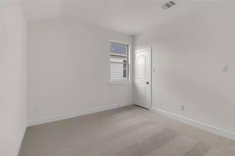 Bedroom - 2803 Pathway Meadows Ln, Webster, TX 77598 photo 6 of 8