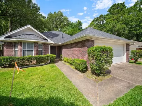 20 Windsor Ct, Lufkin, TX 75901