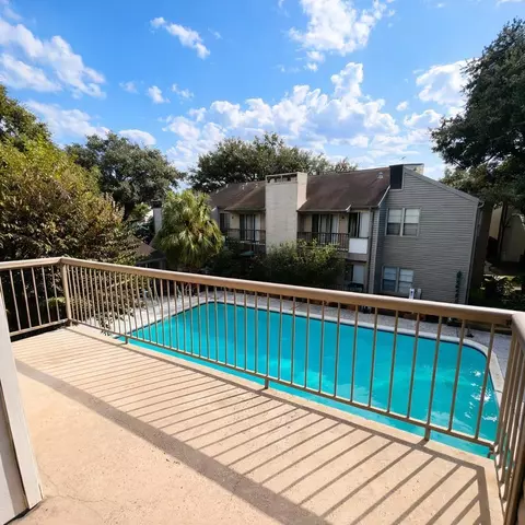 9707 Richmond Ave #16, Houston, TX 77042