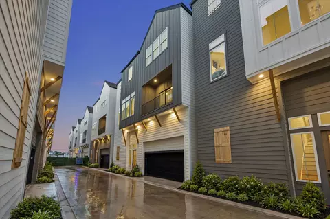 1181 W 19th St, Houston, TX 77008