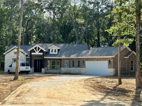 17111 Leon Ct, Splendora, TX 77372 photo 1