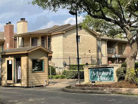 2121 Hepburn St #1112, Houston, TX 77054