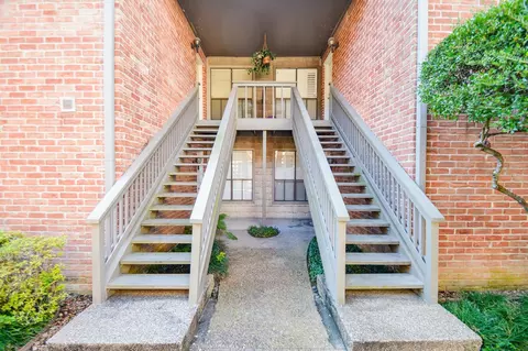 2829 Timmons Ln #161, Houston, TX 77027