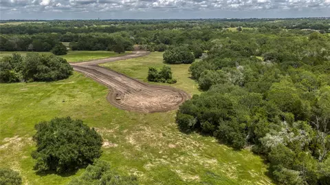 21 Ridgewood Ln, Brenham, TX 77833