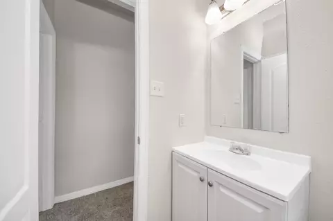 Bath - 5327 Rivergate Dr, Spring, TX 77373 photo 3 of 3