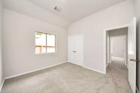 Bedroom - 5327 Rivergate Dr, Spring, TX 77373 photo 5 of 9