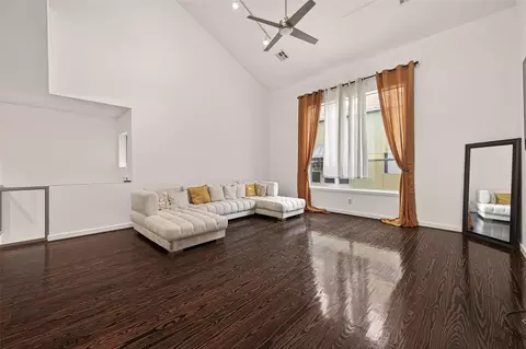 417 Meadow St, Houston, TX 77020