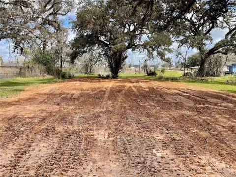 0 Travis Ave, Sweeny, TX 77480 photo 2