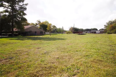 10307 Sralla Rd, Crosby, TX 77532