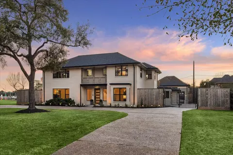 7516 Morningside Dr, Houston, TX 77030