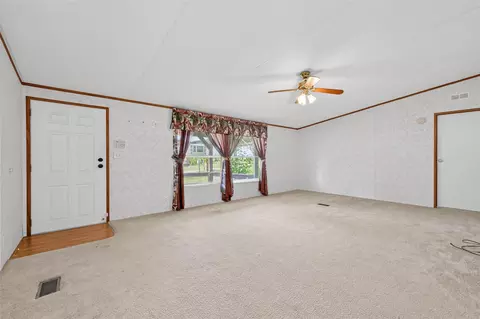 Living - 121 E Oak Shadows, Onalaska, TX 77360 photo 1 of 4