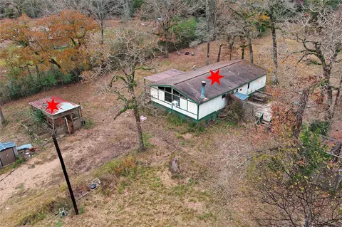 76 Oak Bend Dr, Huntsville, TX 77320