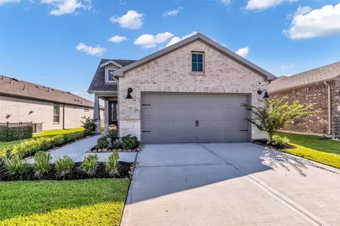 8015 Prospect Dr, Fulshear, TX 77441