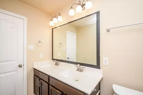 Bath - 3738 Ember Falls Ln, Katy, TX 77449 photo 5 of 5